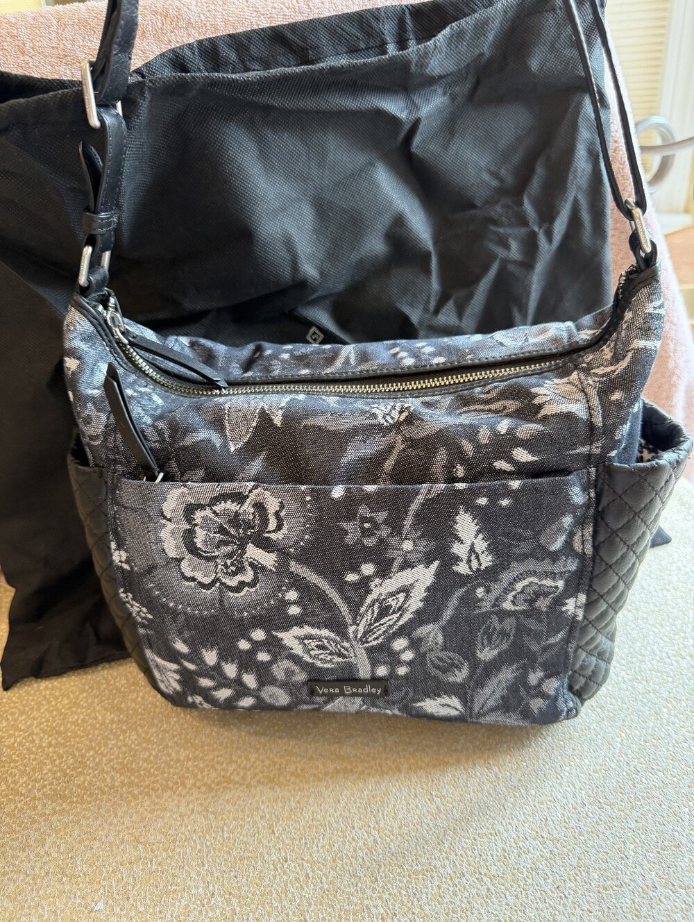 Vera Bradley Carryall Shoulder Bag Purse in Maplewood Navy, Unused New Condition